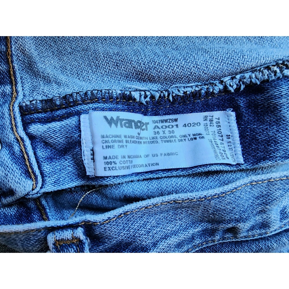 Wrangler 47MWZ Premium Performance Cowboy Cut Jeans Light Wash Mens 36x30 - Picture 5 of 6